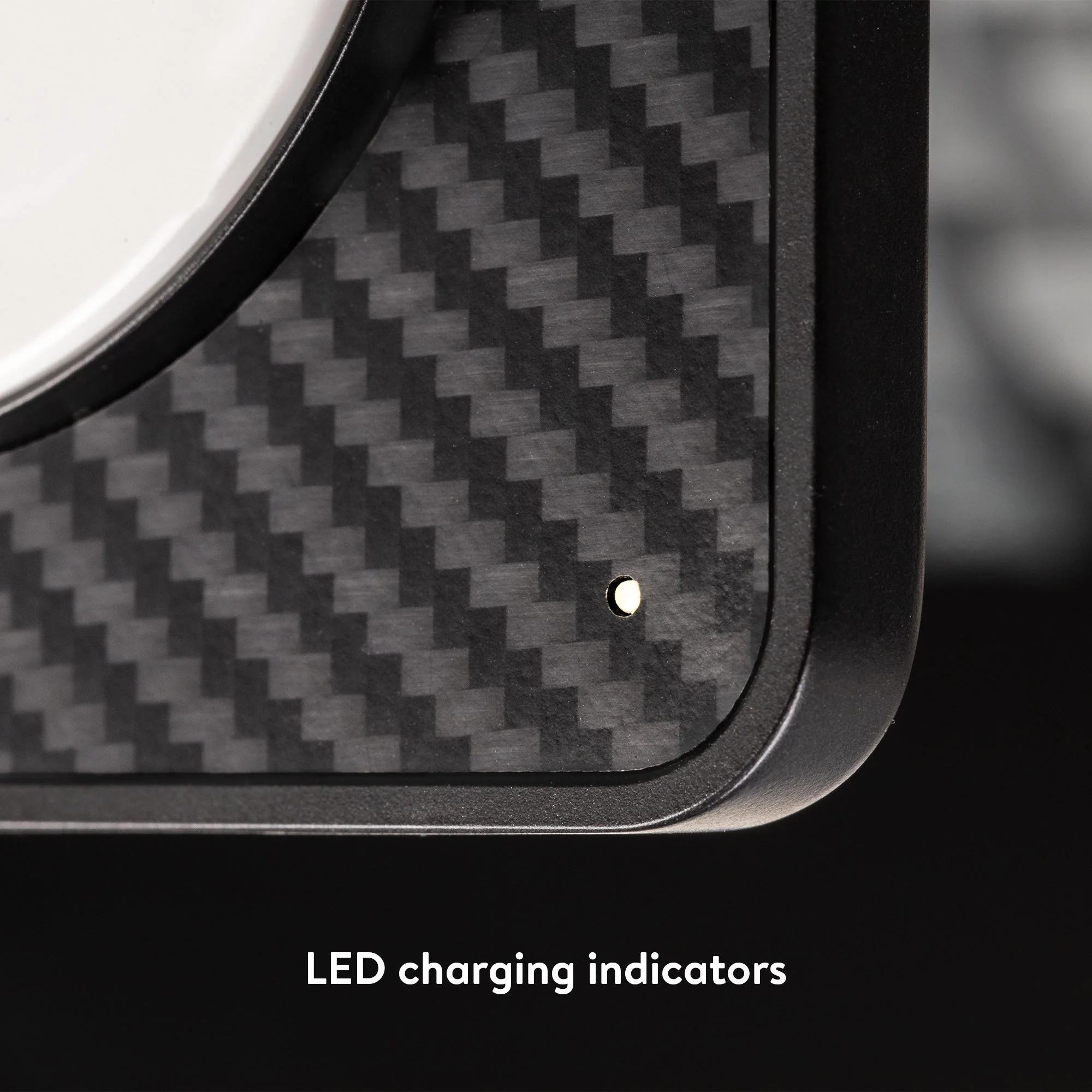 Aramid Fibre Wireless Charging Pad - Image 6