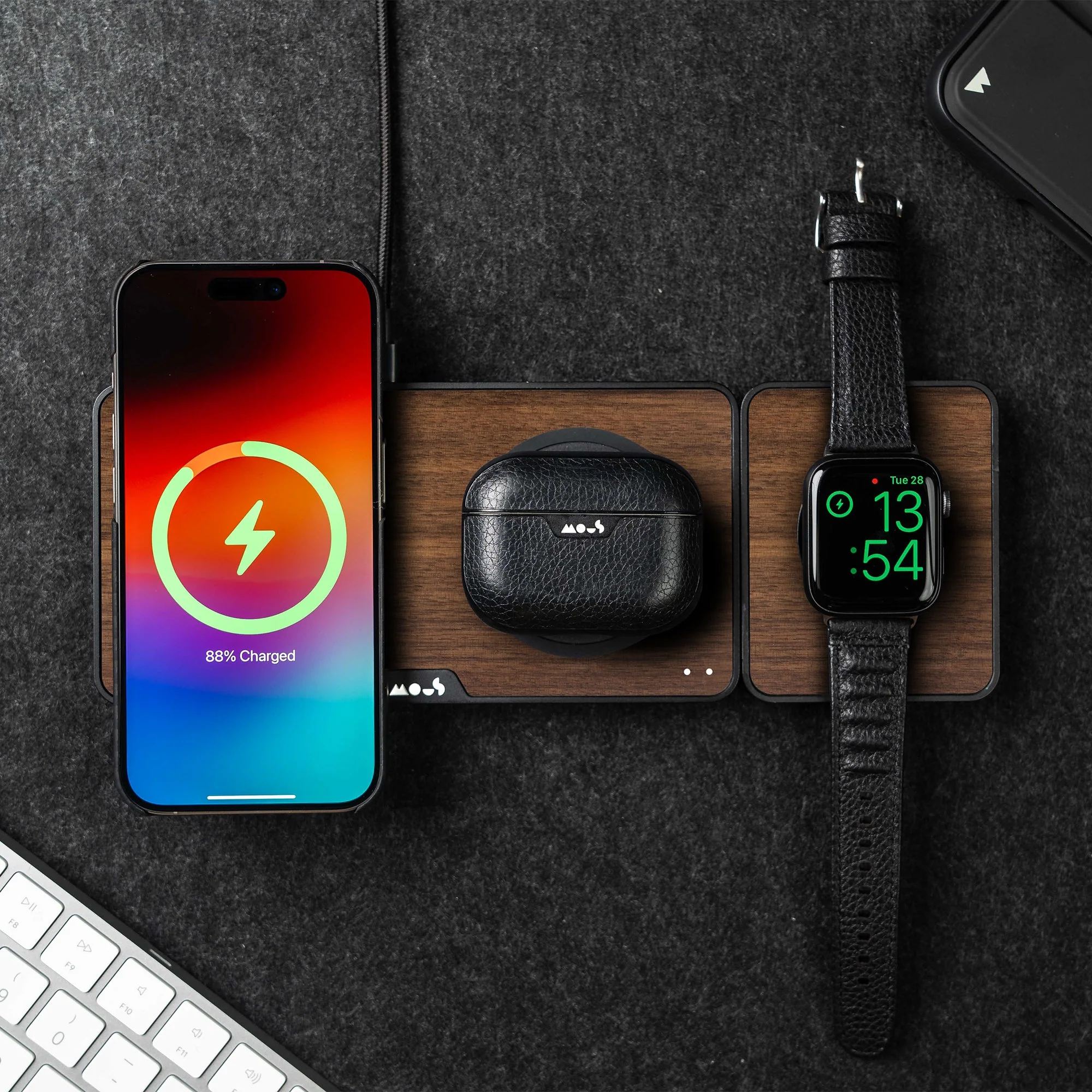 Walnut Wireless Charging Station - Image 5